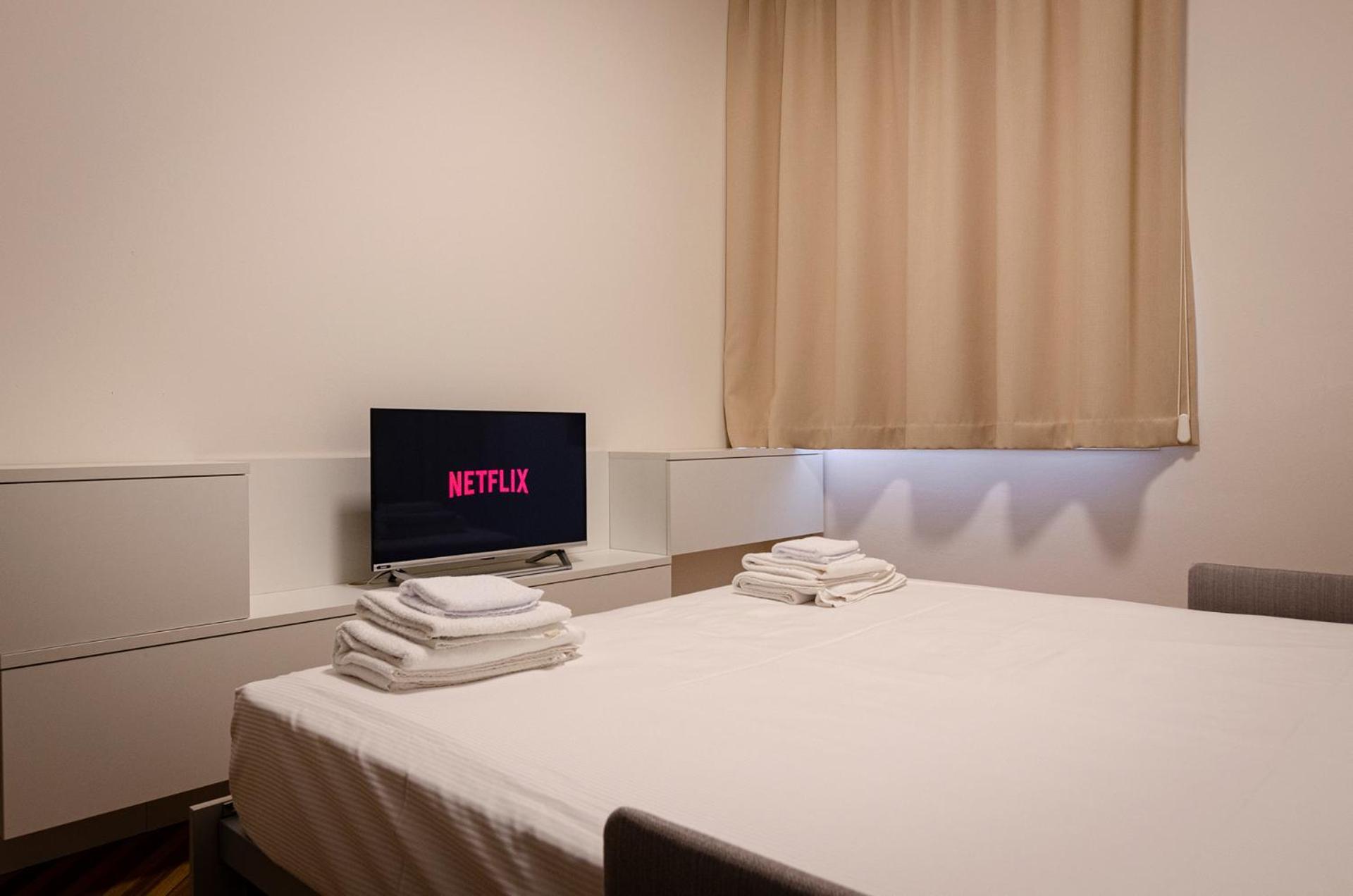 Ugo Bassi Lux Apartment Bologna Bagian luar foto